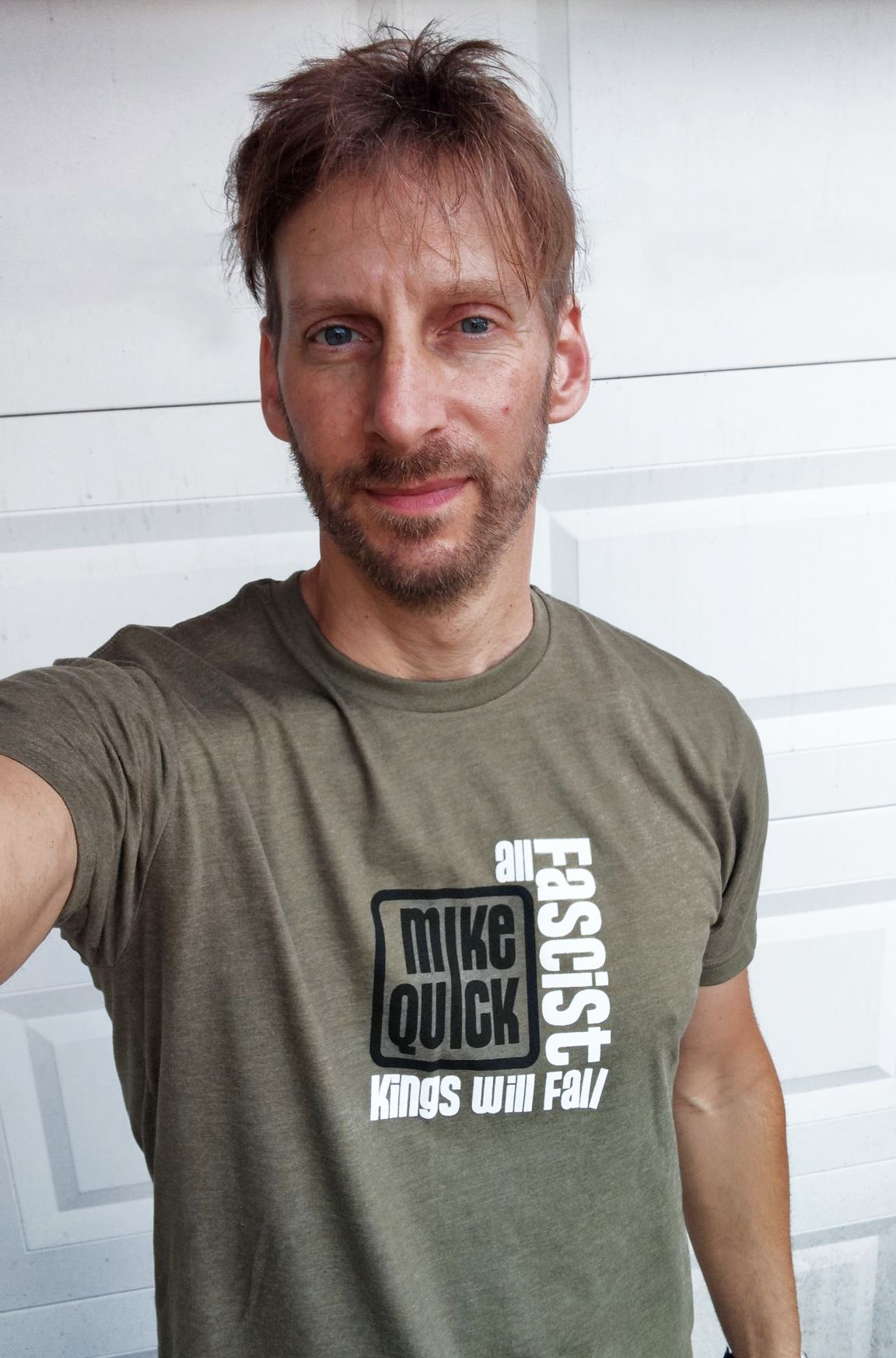 'All Fascist Kings Will Fall' T-Shirt