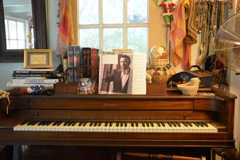 music room
