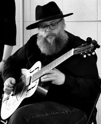 Aaron Lee Kaplan @ Missfits Tavern 