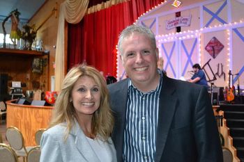 Linda Davis
