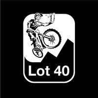 Pete Cornelius performs solo at LOT40
