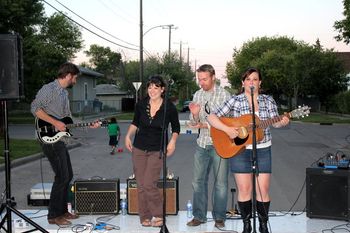 T buckley, Corynn, Ryan, & Brooke Wylie
