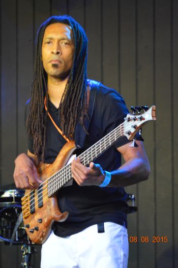 Lorenzo Sands
