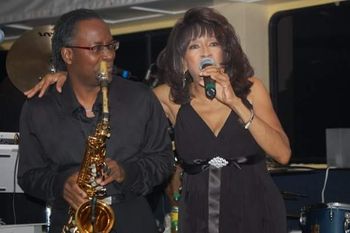 Jean Carne
