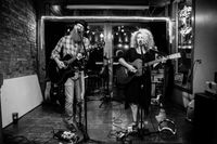 Echo and Ransom at Garage Band Brewing 