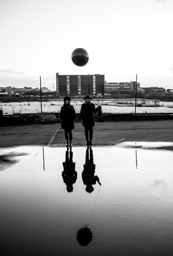The Nine Seas photographed by Dave Doobinin
