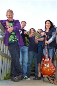 Kelly & The Cunninghams