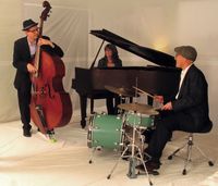 Anandi w/ Jazz Interlude Trio 