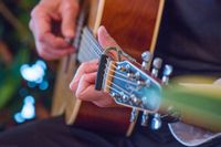 music during dinner