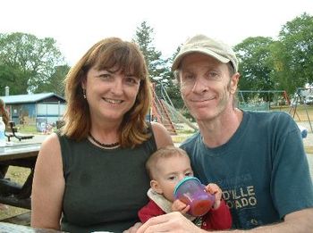 hazel with grandma and moq 3
