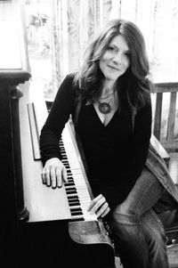 Laura Berman Concert