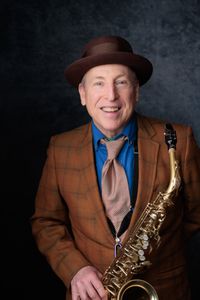 Leapin' Louie with Shoehorn