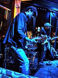 Shawn Jones Roots Trio rocks W20!