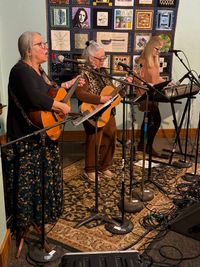 Sister Acts & Sibling Harmonies
