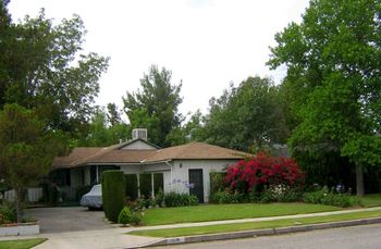 front_of_house
