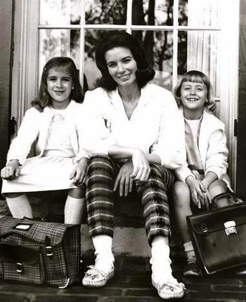 Carlene with mom June and sister Rosey.
