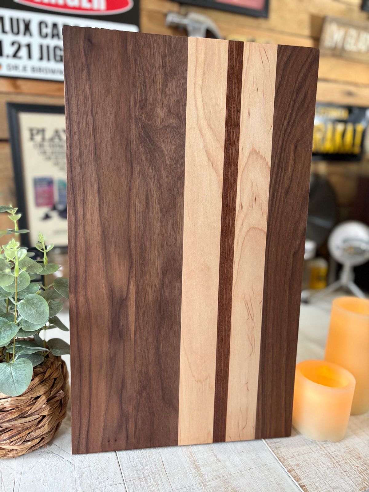 Handmade Solid Wood Cutting Board – AVF2004