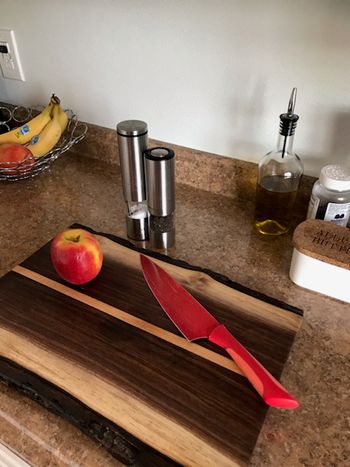 Live Edge Cutting Board (Black Walnut)
