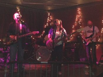 band1
