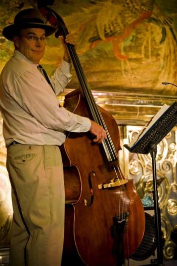 Special guest bassist Dave Eastly strikes a pose.
