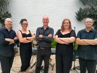 Robert Graham and The Landing at Clancy's Fish Pub w/ special guests The Cottesloe Crooners