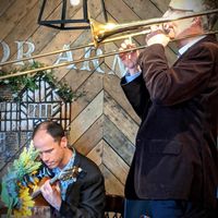 Honeysuckle Jazz at the Tudor Arms