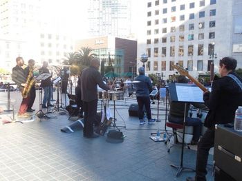 Dharma_Union_Square_2016_full_group_from_back_of_stage
