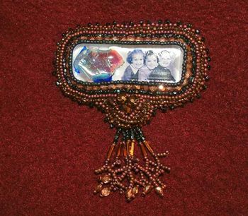 HEIRLOOM-BROOCH-1950 photo

