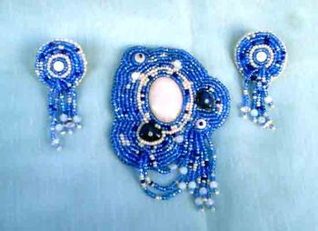 BROOCH - White Agate & Earrings - Native American Couching
