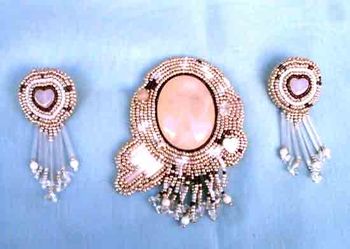 BROOCH & Earrings-ROSE QUARTZ - Native American Couching
