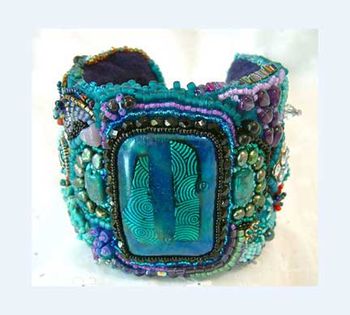 Beaded Cuff Turq Dichroic Focal Cab
