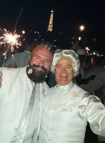 Darcy Kaser & Randall MacDonald at the 30th Anniversary of Diner en Blanc Paris June 3, 2018
