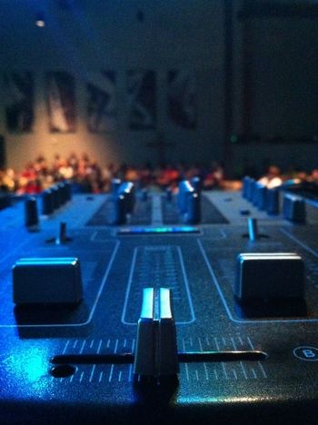 cross fader

