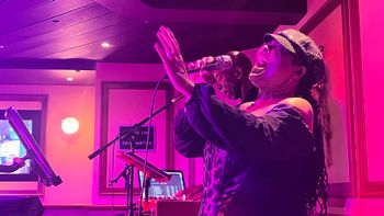 Red Frog Pub, Carnival Radiance
