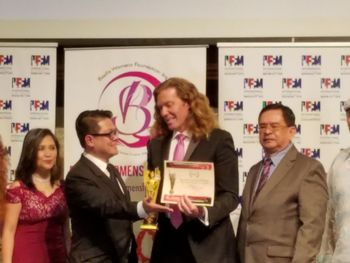 IFFM_Best_Feature_Film_USA_Winner IFFM Winner Wholly Broken
