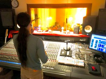 Asha tracking violin
