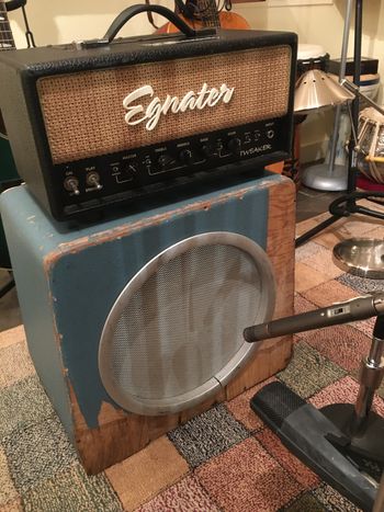 Old ass amp!
