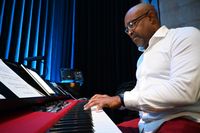 Kevin Howard Trio