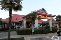 Todd at Bahama Breeze