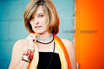 charlotte_orange_and_blue
