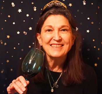 Cheers to 2022!
