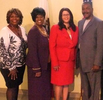 401608_2450552783912_1254771767_32043498_789447986_n With Trudy Coleman, Amenah Fuller and Dr. Curtis Dodson
