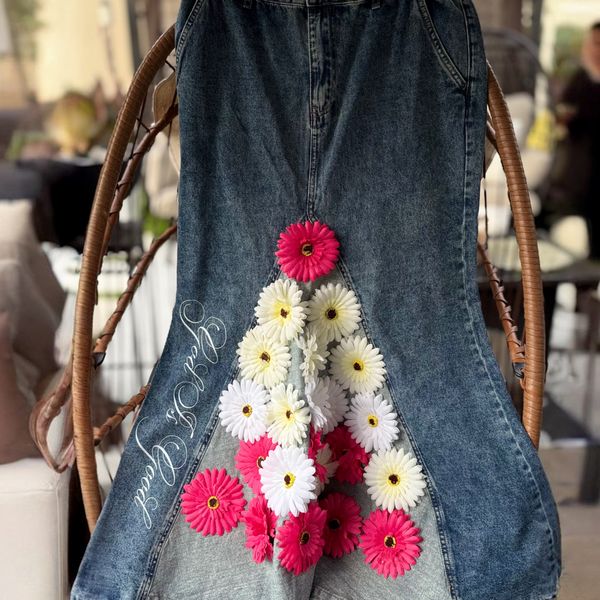 FLOWER DENIM SKIRT (LARGE)