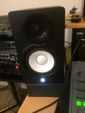 Ayresol studio October 2016 - upgraded monitors to Yamaha HS5's

