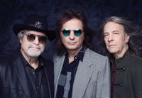 Blue Coupe plays Long Island