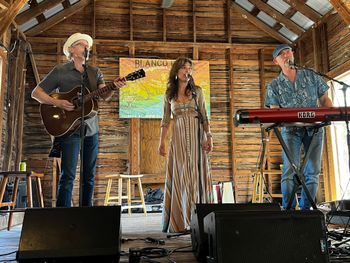 Blanco River Songwriter Festival, Fischer Dancehall, Texas. April 25. Photo by Kent Scarbrough.
