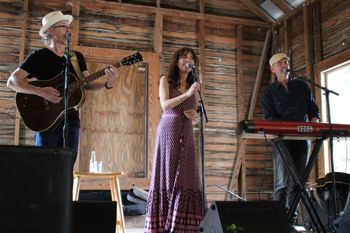 8th Annual Blanco River Songwriter Festival, Fischer Dancehall, Fischer, Texas. Photo by Jen Kuntz.
