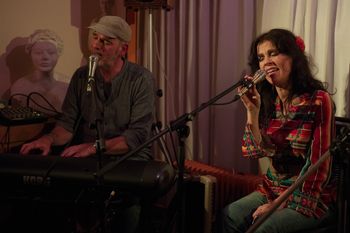 House concert, Nuenen, November 9. Photo Ronald Rietman.
