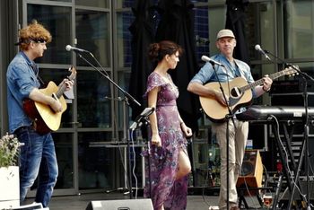 Centrum Hofdael, Geldrop. July 29. With Baer Traa. Photo by Nicolette Verhoeven.
