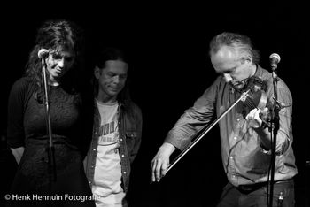 De Parel van Zuilen, November 3 2014, with The Mystiqueros (Photo 2 by Henk Hennuïn)
